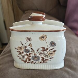 Vintage Gardenia Stoneware Napkin Holder